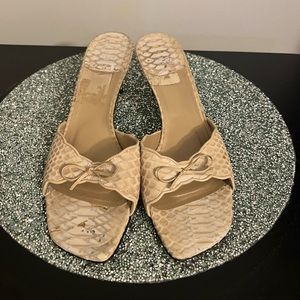 Stuart Weitzman- size 11- never worn